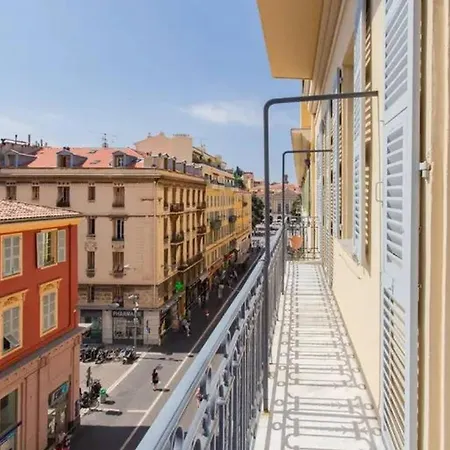 Pantheon- App Centre, 2 Ch, 2 Sdb , Classe 4 Etoiles *