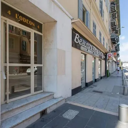 Pantheon- App Centre, 2 Ch, 2 Sdb , Classe 4 Etoiles Daire