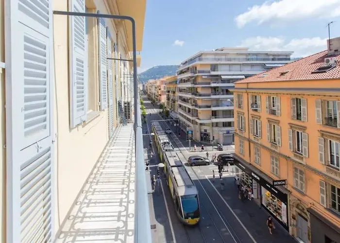 Pantheon- App Centre, 2 Ch, 2 Sdb , Classe 4 Etoiles Apartment *
